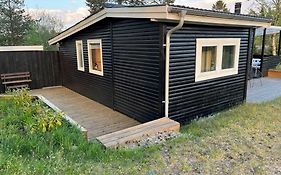 Hyggeligt Sommerhus I Ebeltoft, Taet Pa Strand Og Skov.