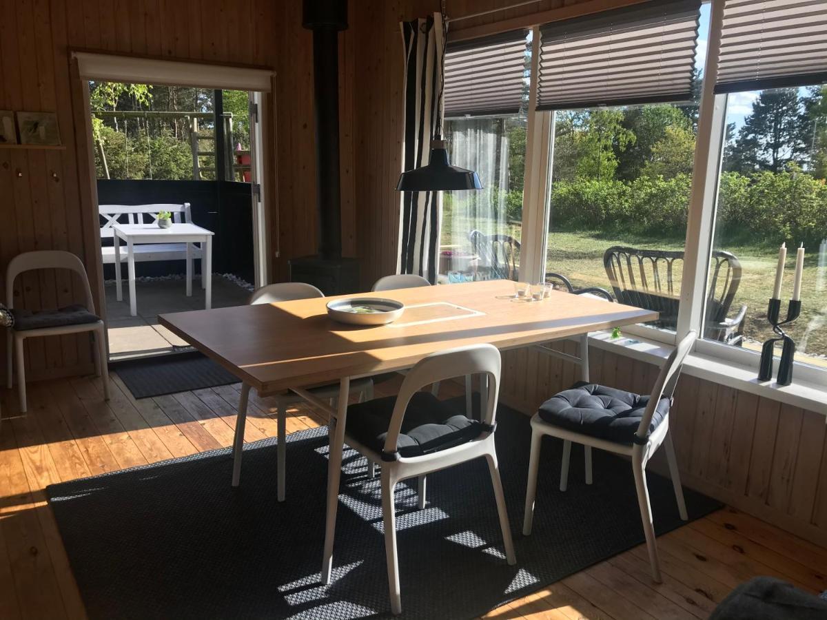 Hyggeligt Sommerhus I Ebeltoft, Taet Pa Strand Og Skov. Exterior foto